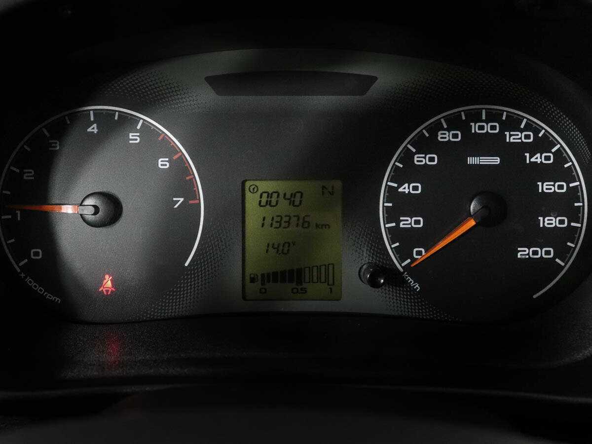 Б/У Лада (ВАЗ) Гранта 2015 года. Фото: #7