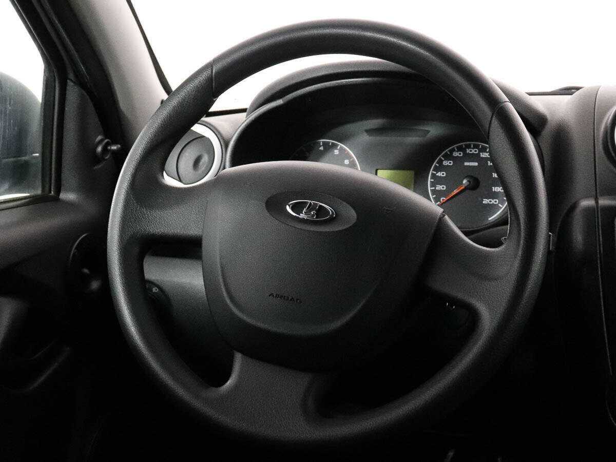 Б/У Лада (ВАЗ) Гранта 2015 года. Фото: #10