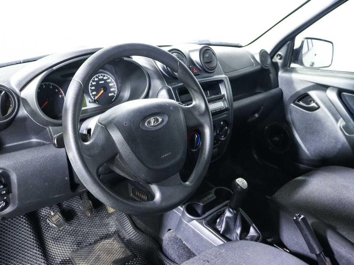 Б/У Лада (ВАЗ) Гранта 2013 года. Фото: #11