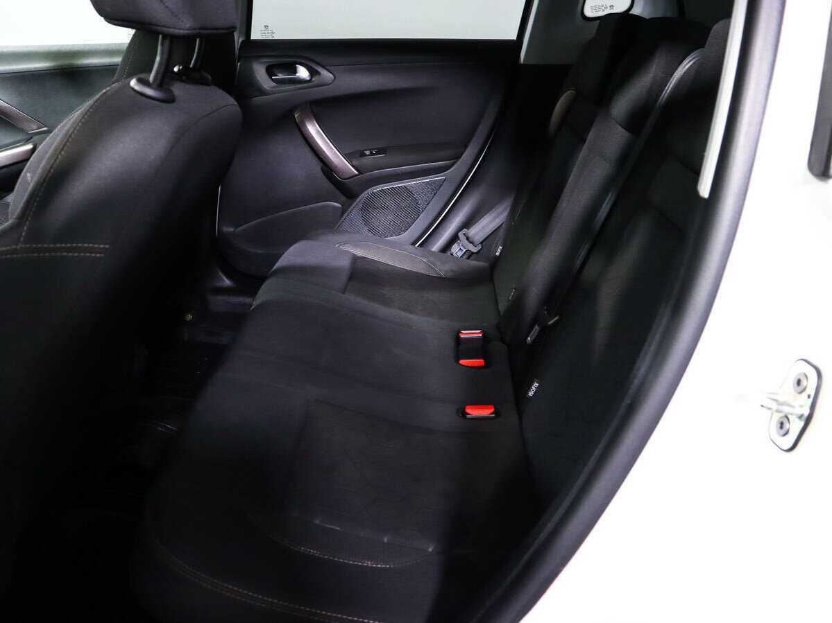 Б/У Пежо 2008 2014 года. Фото: #7