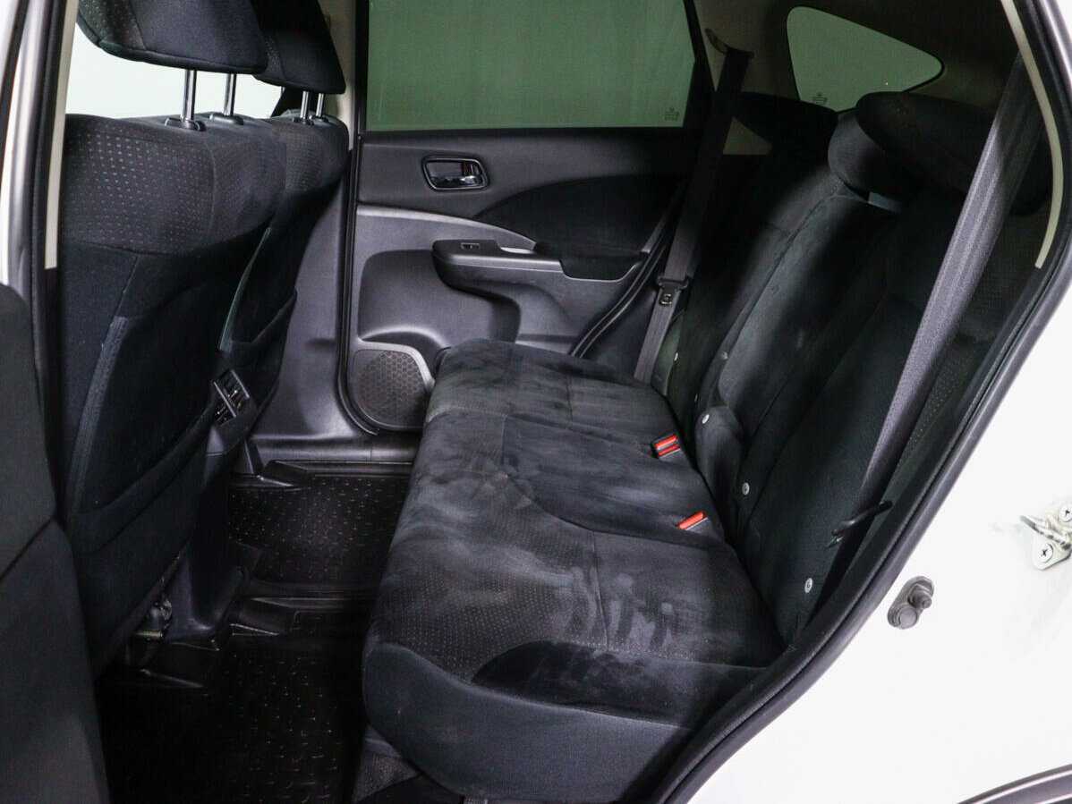 Б/У Хонда ЦР-В 2014 года. Фото: #6