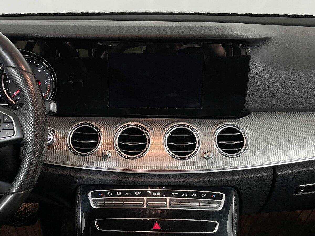 Mercedes-Benz E-Класс 2016 года с пробегом. Фото: #10