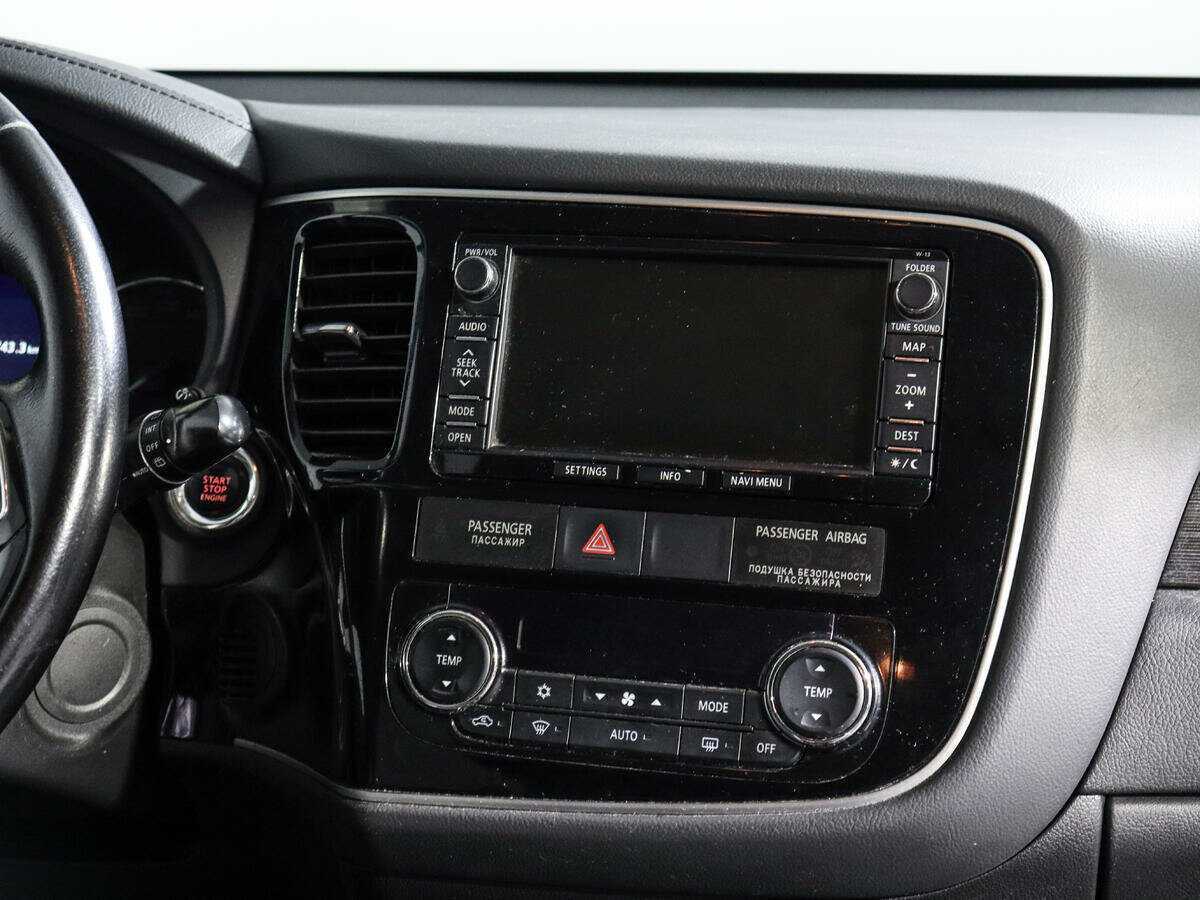 Mitsubishi Outlander 2015 года с пробегом. Фото: #10