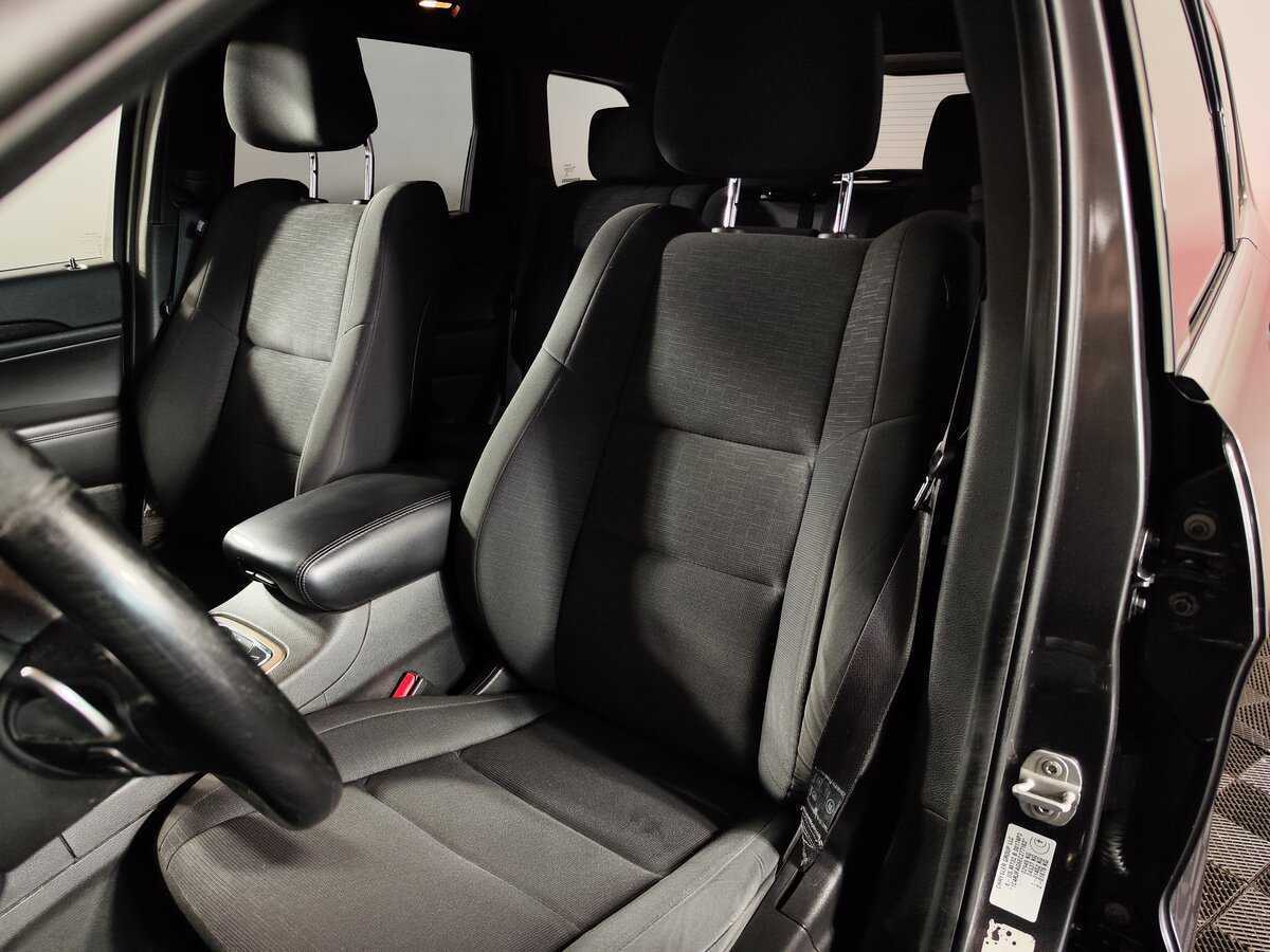 Jeep Grand Cherokee 2013 года с пробегом. Фото: #10