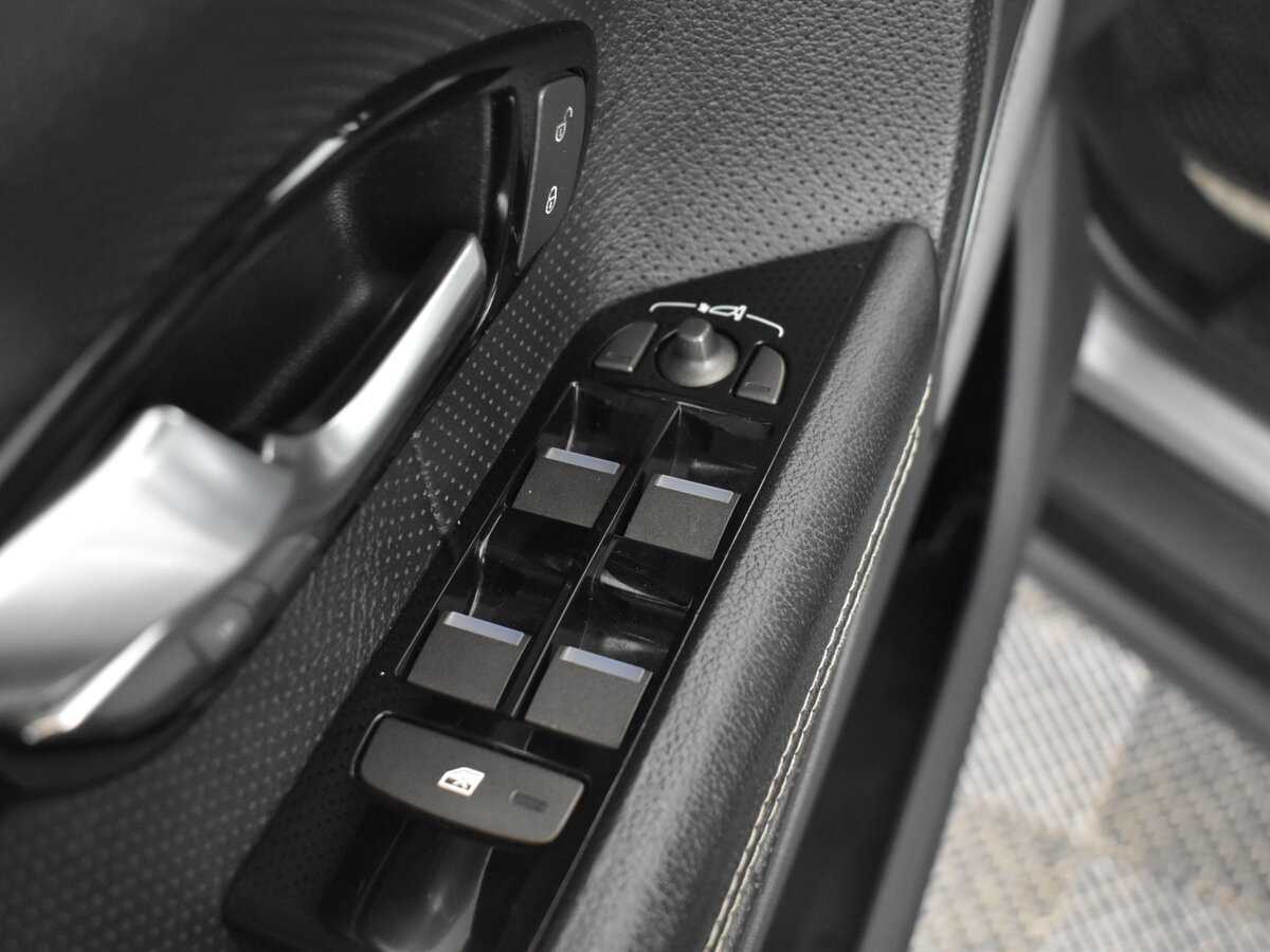 Land Rover Range Rover Evoque 2013 года с пробегом. Фото: #8