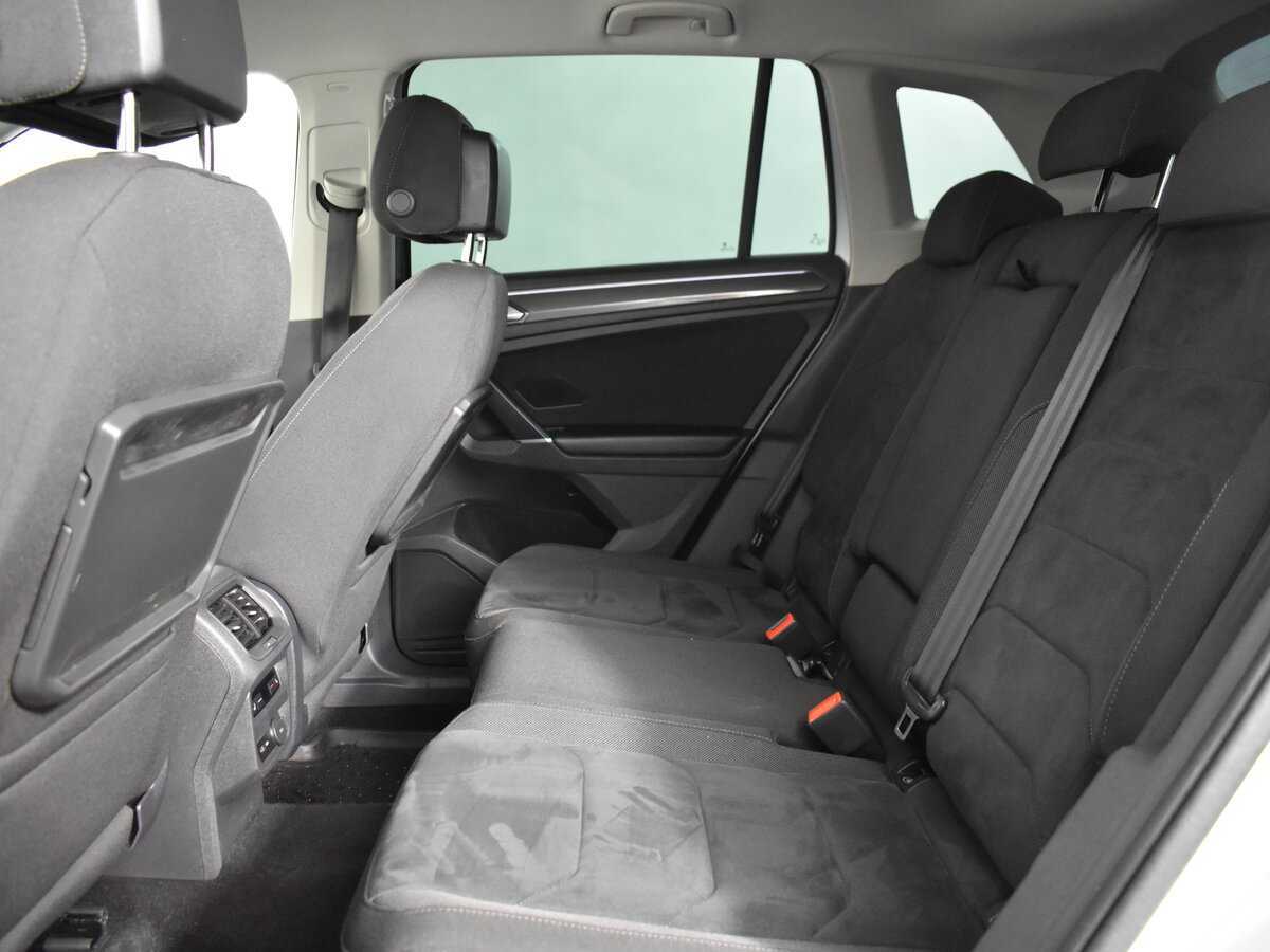 Б/У Фольксваген Тигуан 2017 года. Фото: #6