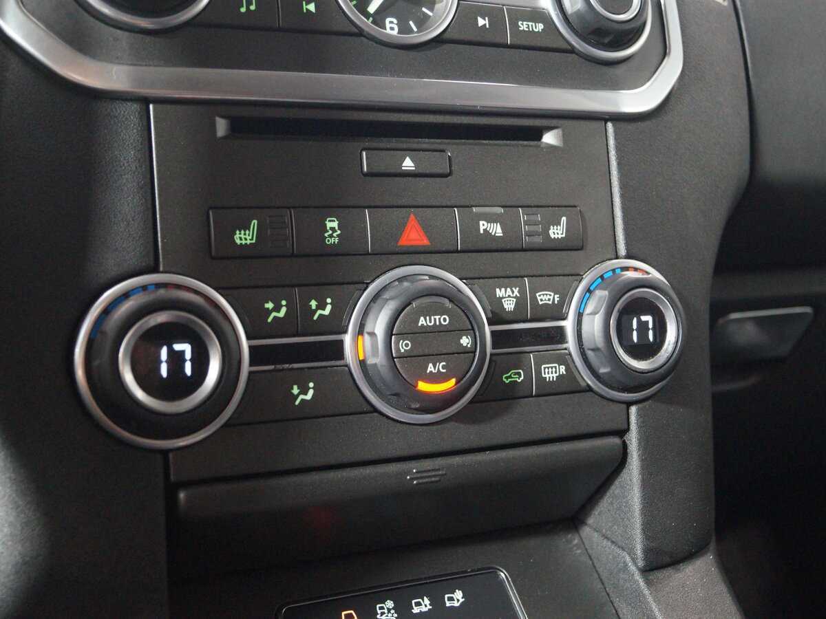 Land Rover Discovery 2015 года с пробегом. Фото: #24