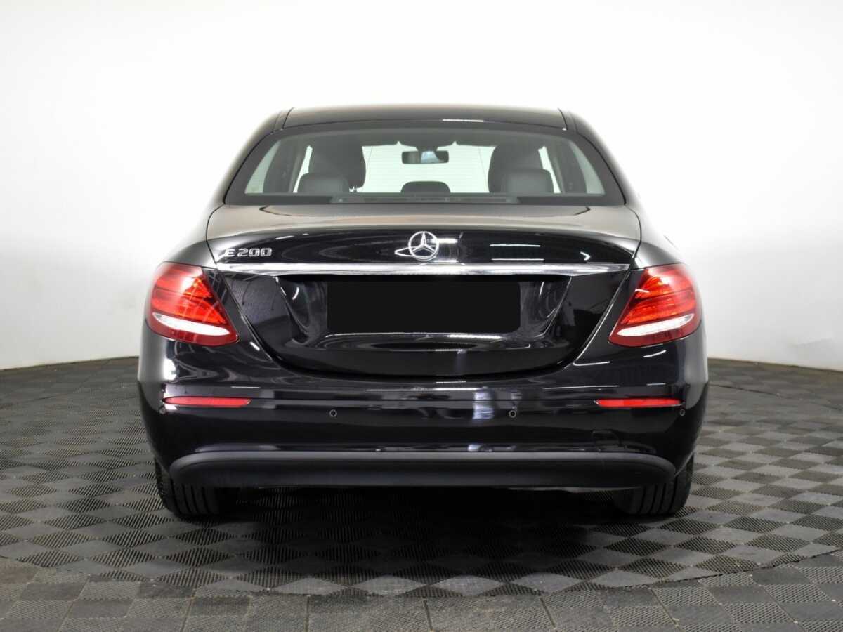 Mercedes-Benz E-Класс 2016 года с пробегом. Фото: #4