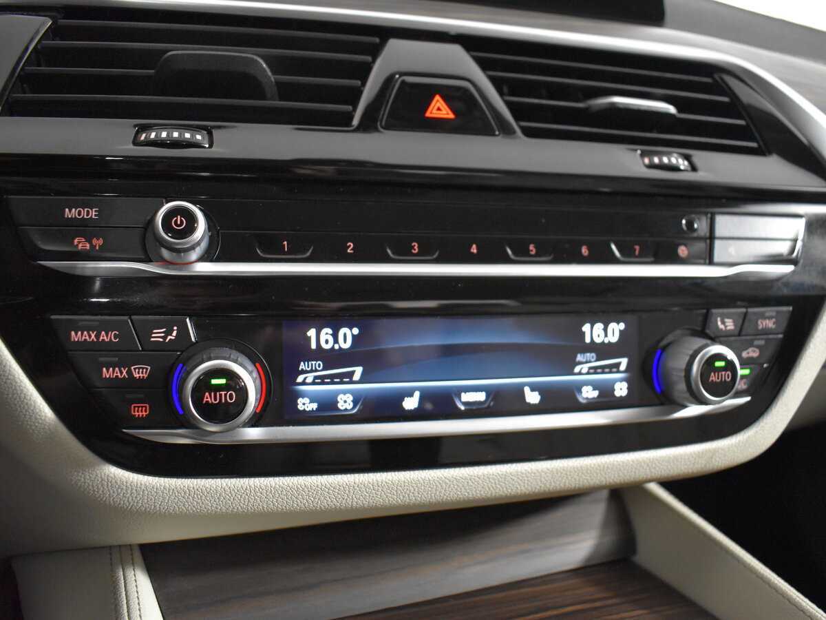 BMW 5 серии 2019 года с пробегом. Фото: #20