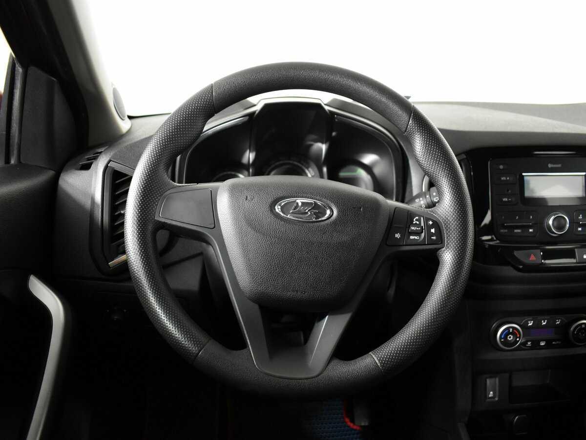 Б/У Лада (ВАЗ) ИКСРЭЙ 2017 года. Фото: #11