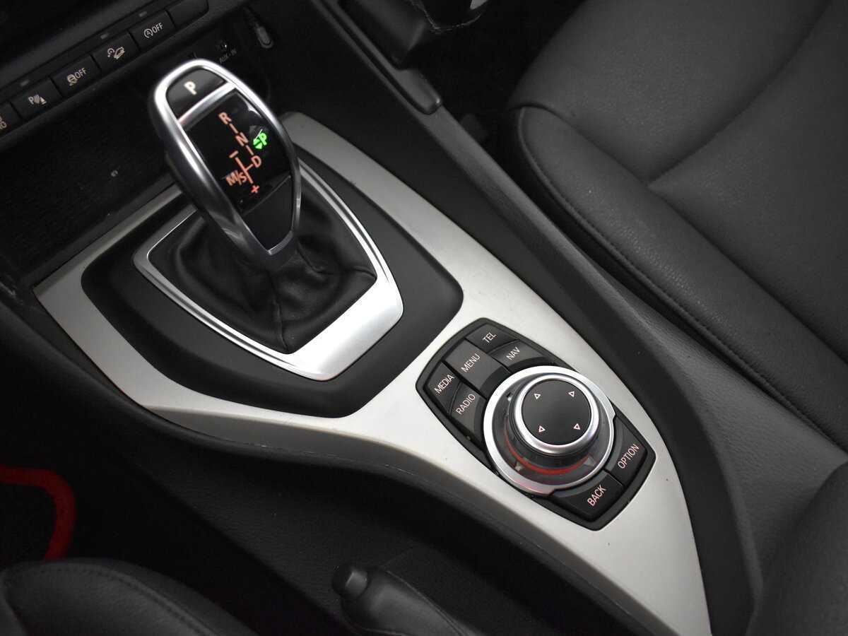 Б/У БМВ Икс1 2014 года. Фото: #12