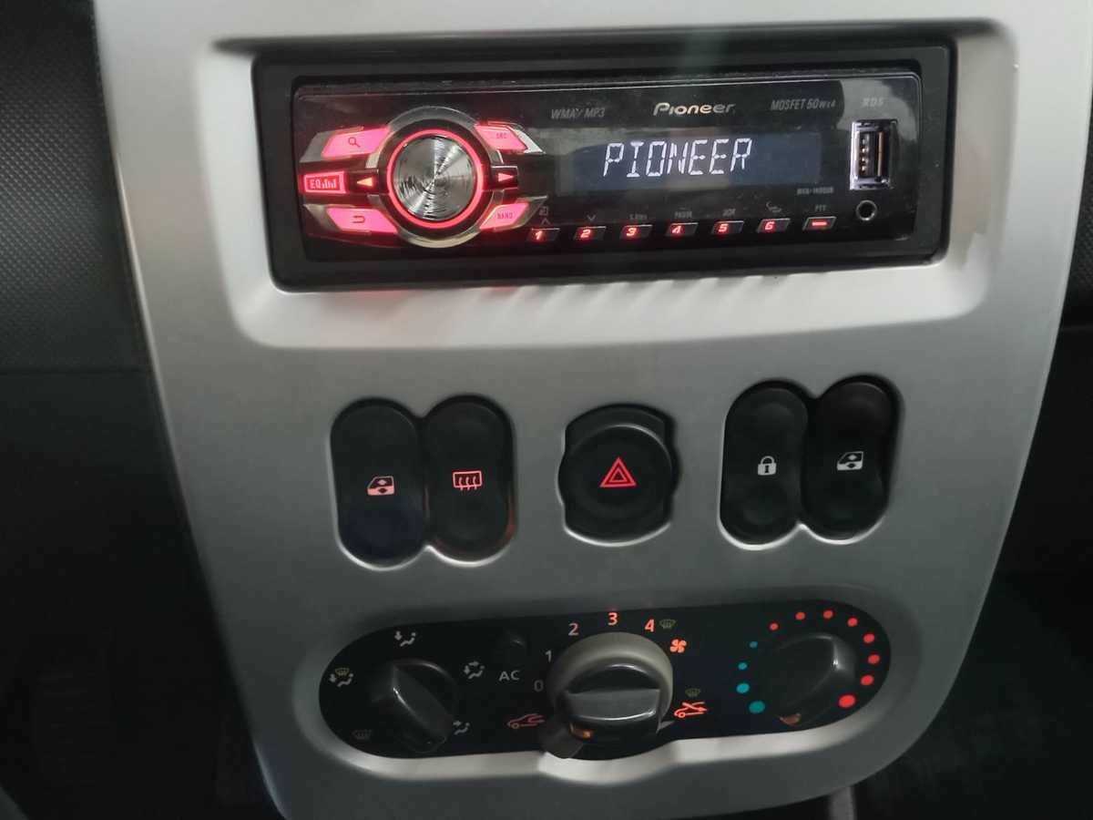 Б/У Рено Сандеро 2012 года. Фото: #12