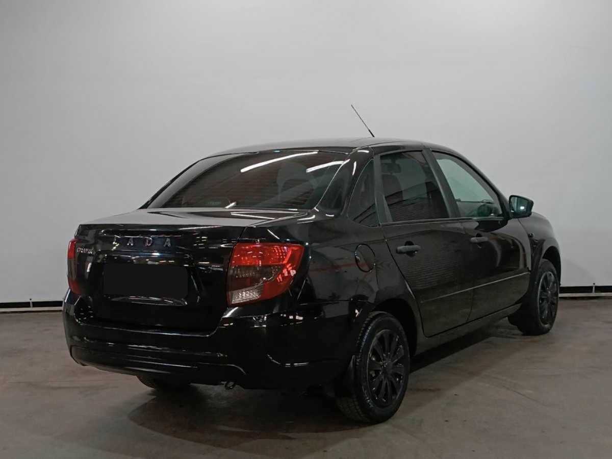 Б/У Лада (ВАЗ) Гранта 2018 года. Фото: #4