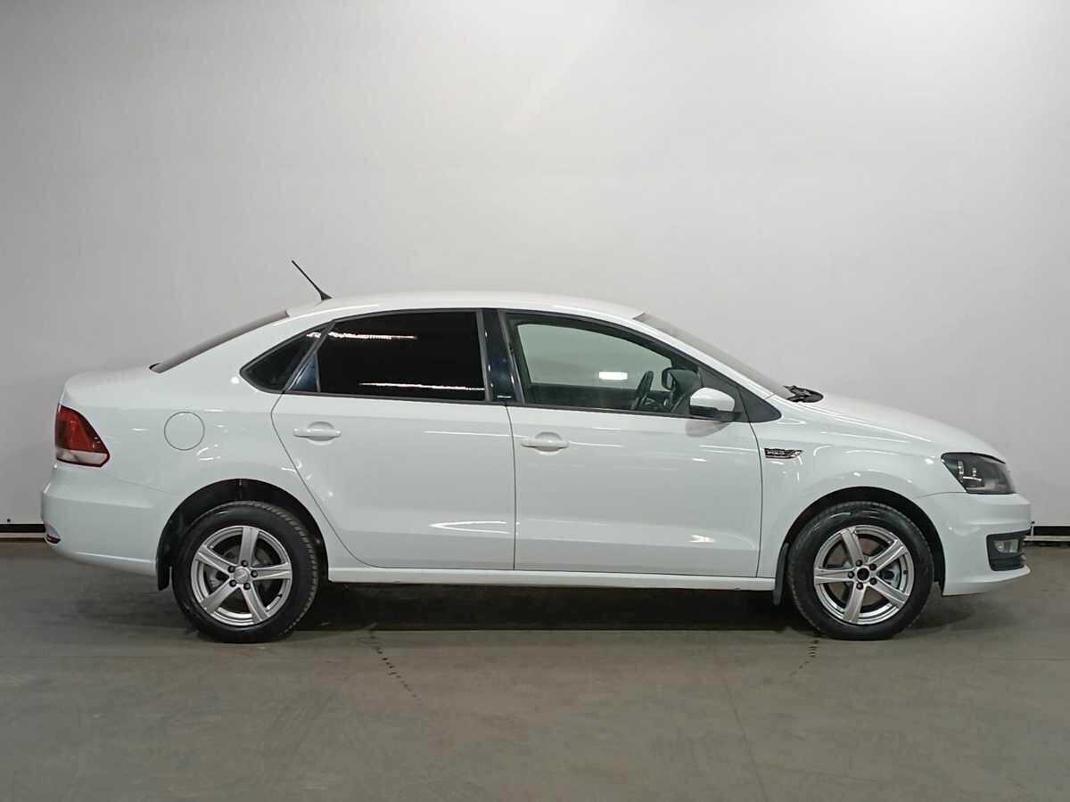 Б/У Фольксваген Поло 2016 года. Фото: #4