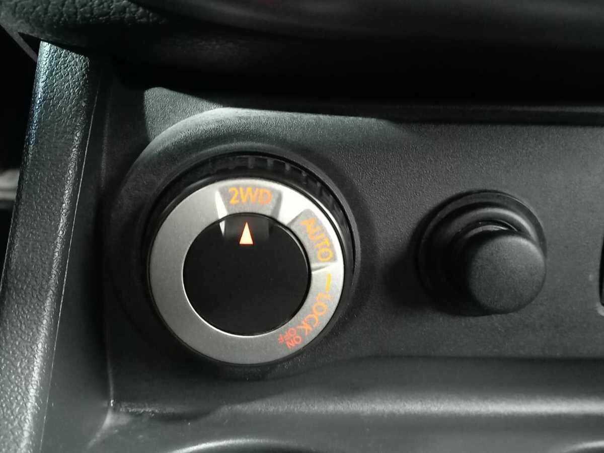 Renault Duster 2012 года с пробегом. Фото: #12