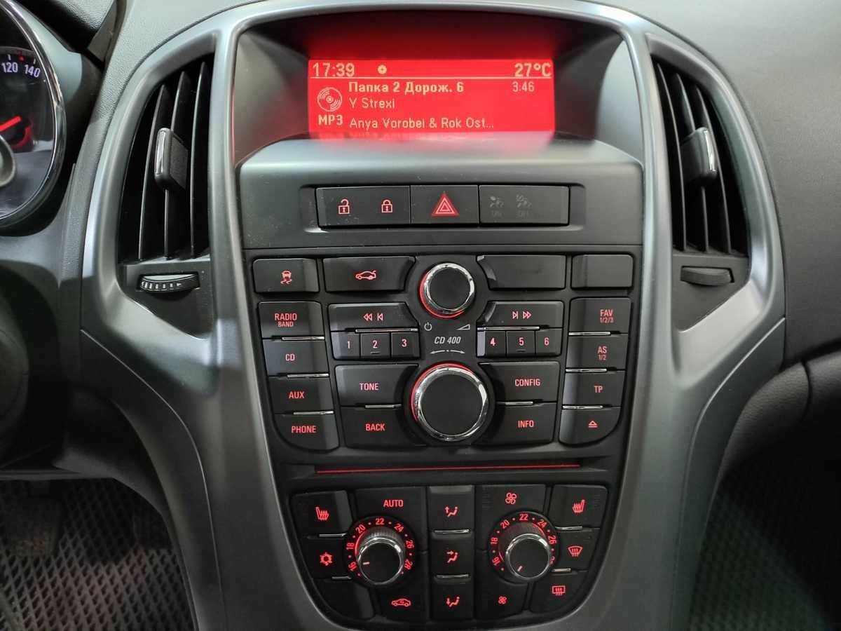 Opel Astra 2012 года с пробегом. Фото: #13