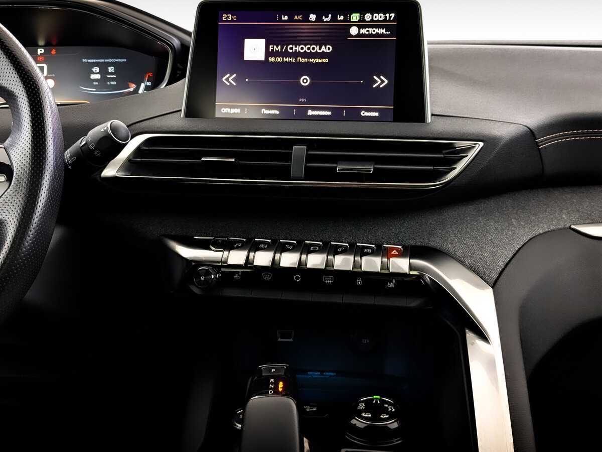 Б/У Пежо 3008 2018 года. Фото: #12