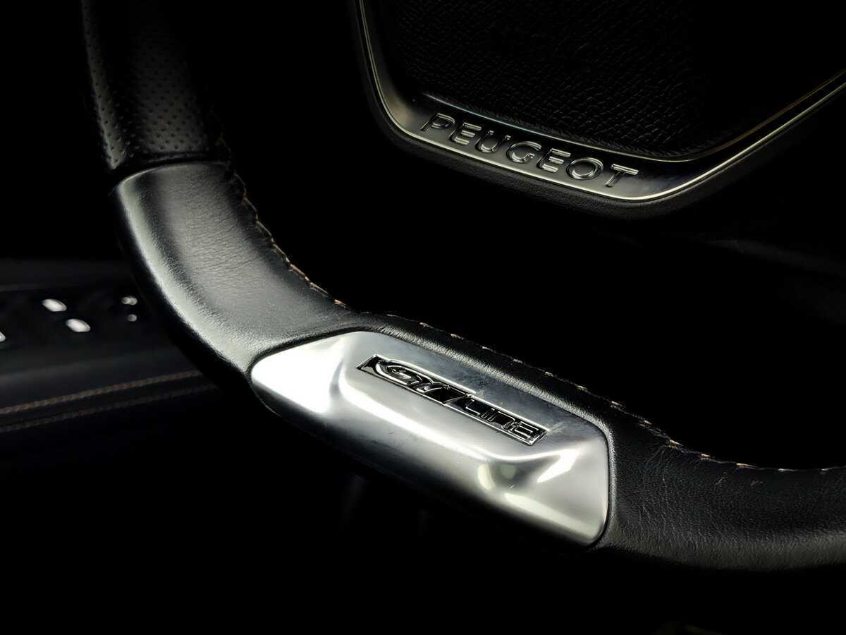 Б/У Пежо 3008 2018 года. Фото: #24