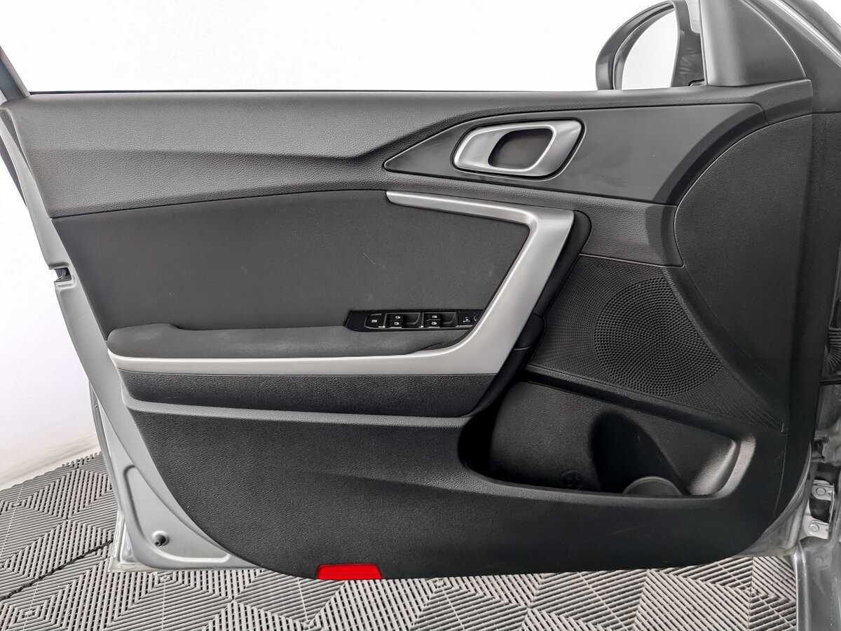 Б/У Киа Сид 2021 года. Фото: #14