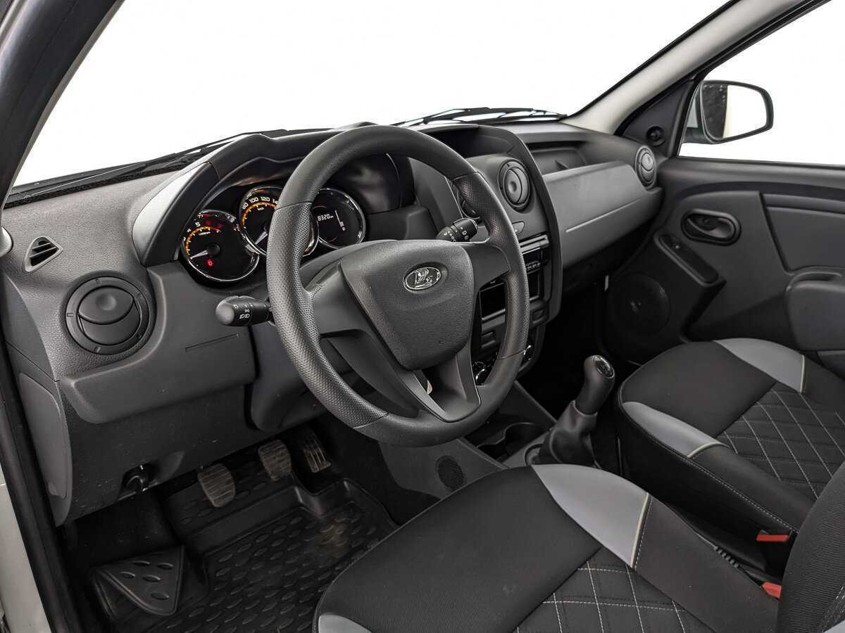 Б/У Лада (ВАЗ) Ларгус 2023 года. Фото: #10