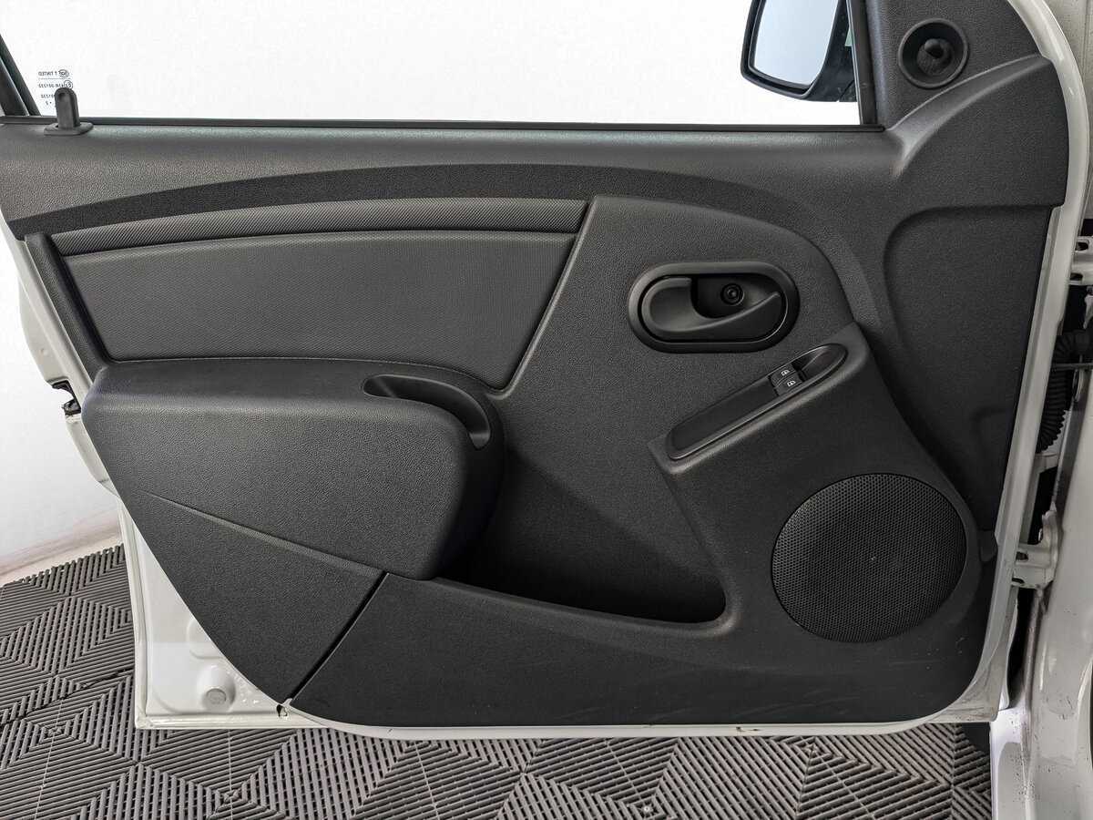 Б/У Лада (ВАЗ) Ларгус 2023 года. Фото: #14