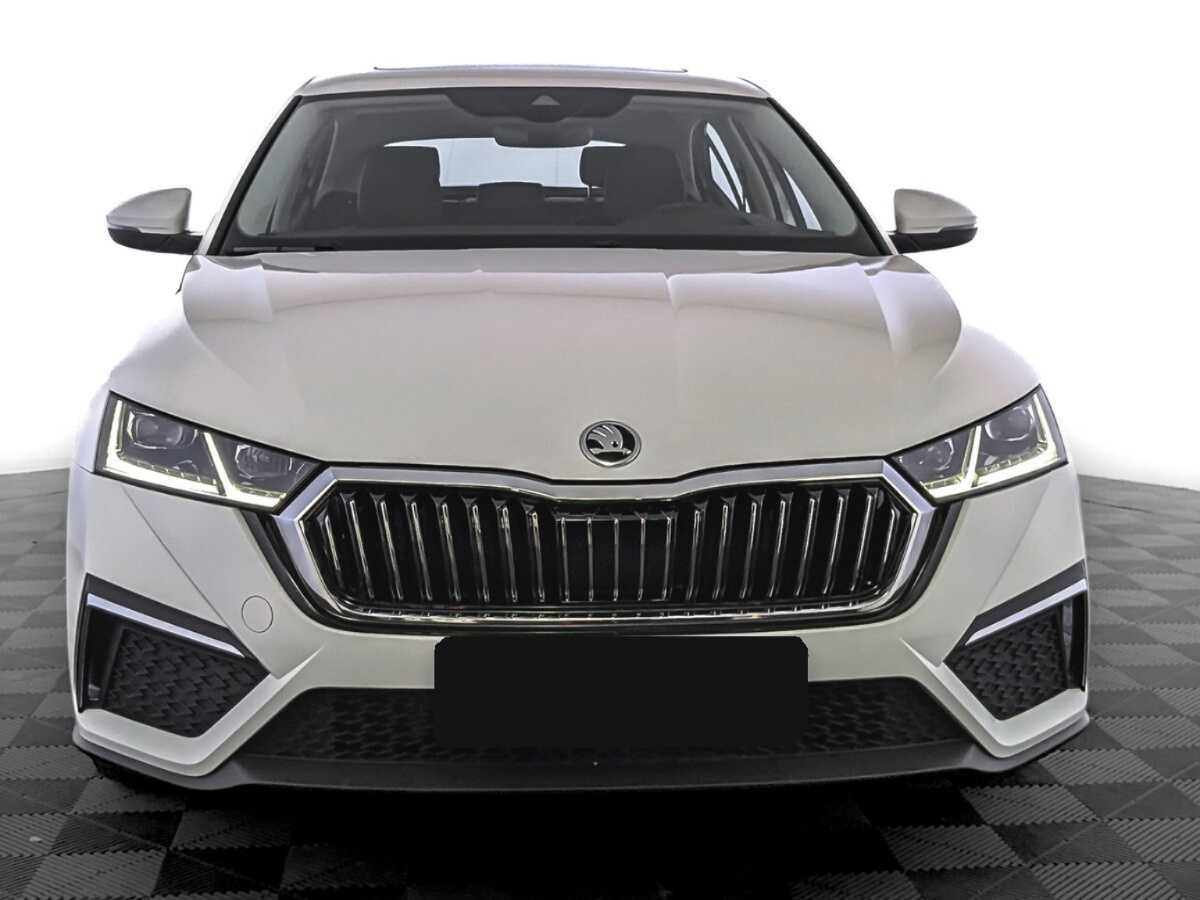 Skoda Octavia 2023 года с пробегом. Фото: #1