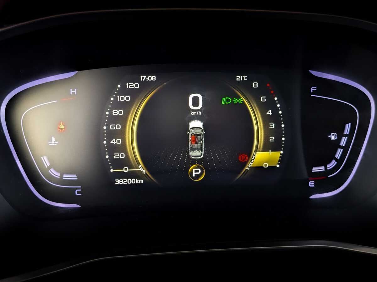 Б/У Джили Кулрэй 2020 года. Фото: #10