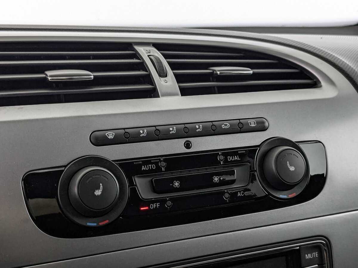 Б/У Сеат Леон 2012 года. Фото: #16