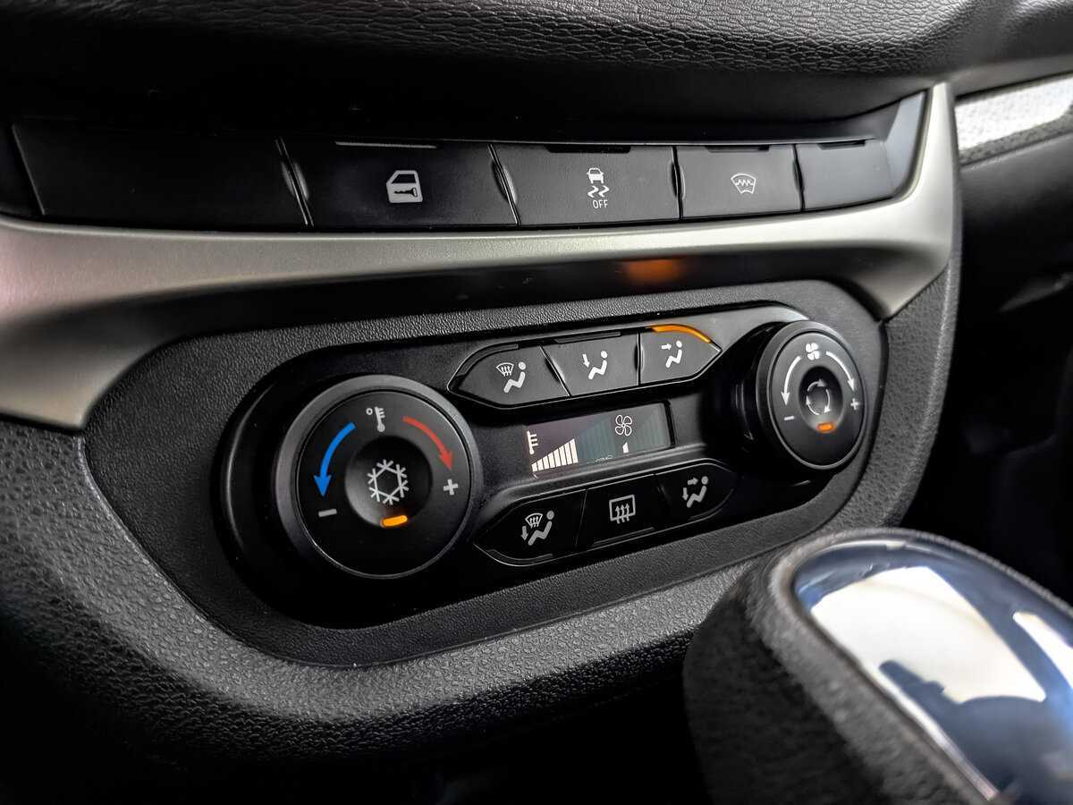 Б/У Лада (ВАЗ) Веста 2021 года. Фото: #20