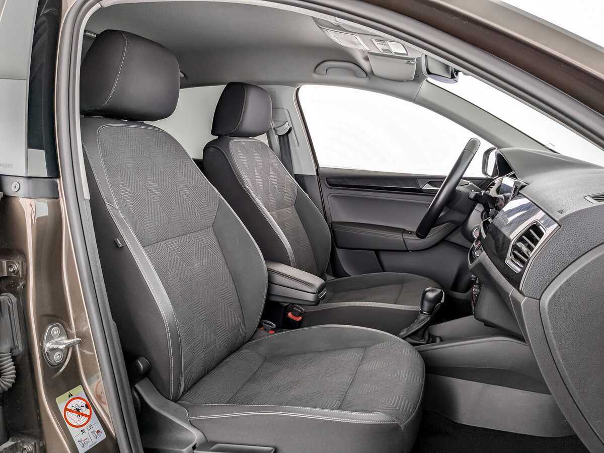 Б/У Фольксваген Поло 2020 года. Фото: #18