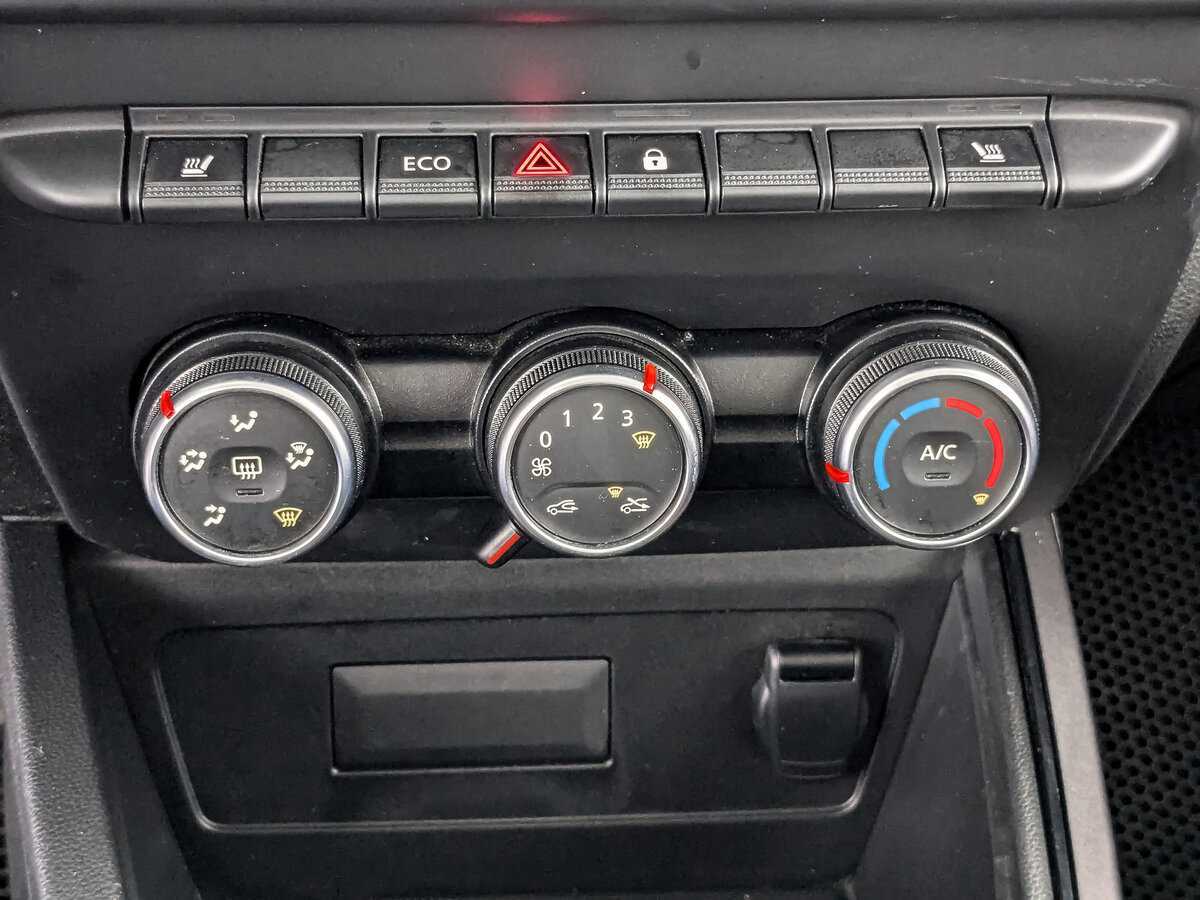 Б/У Рено Дастер 2021 года. Фото: #16