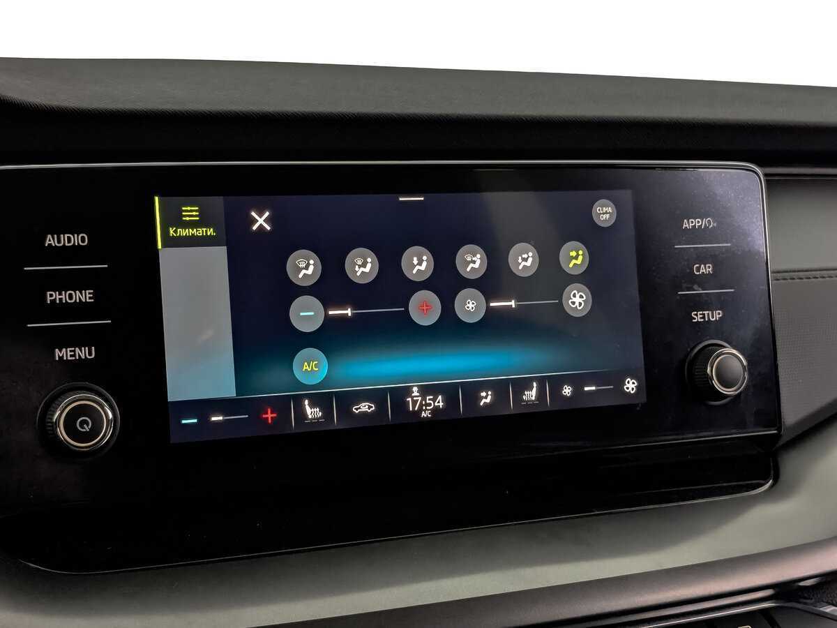 Б/У Шкода Октавия 2021 года. Фото: #12