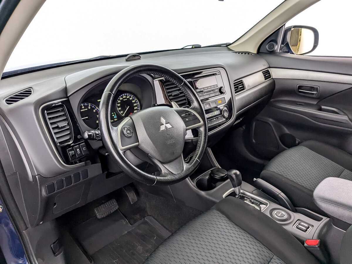 Mitsubishi Outlander 2014 года с пробегом. Фото: #13