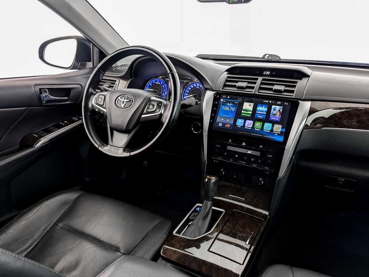 Б/У Тойота Камри 2016 года. Фото: #22