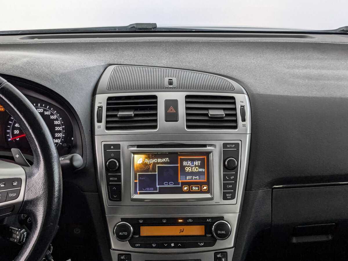 Toyota Avensis 2012 года с пробегом. Фото: #12