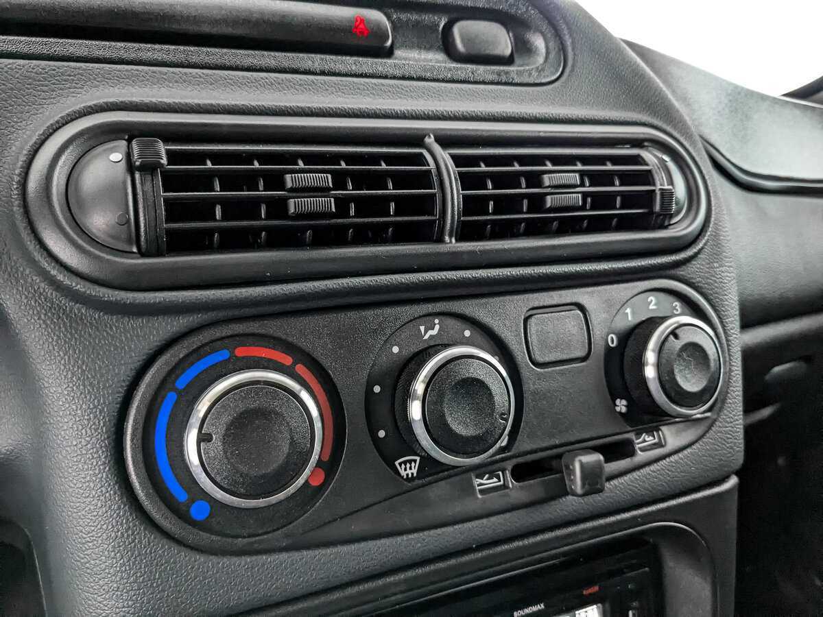 Б/У Лада (ВАЗ) Нива 2023 года. Фото: #15