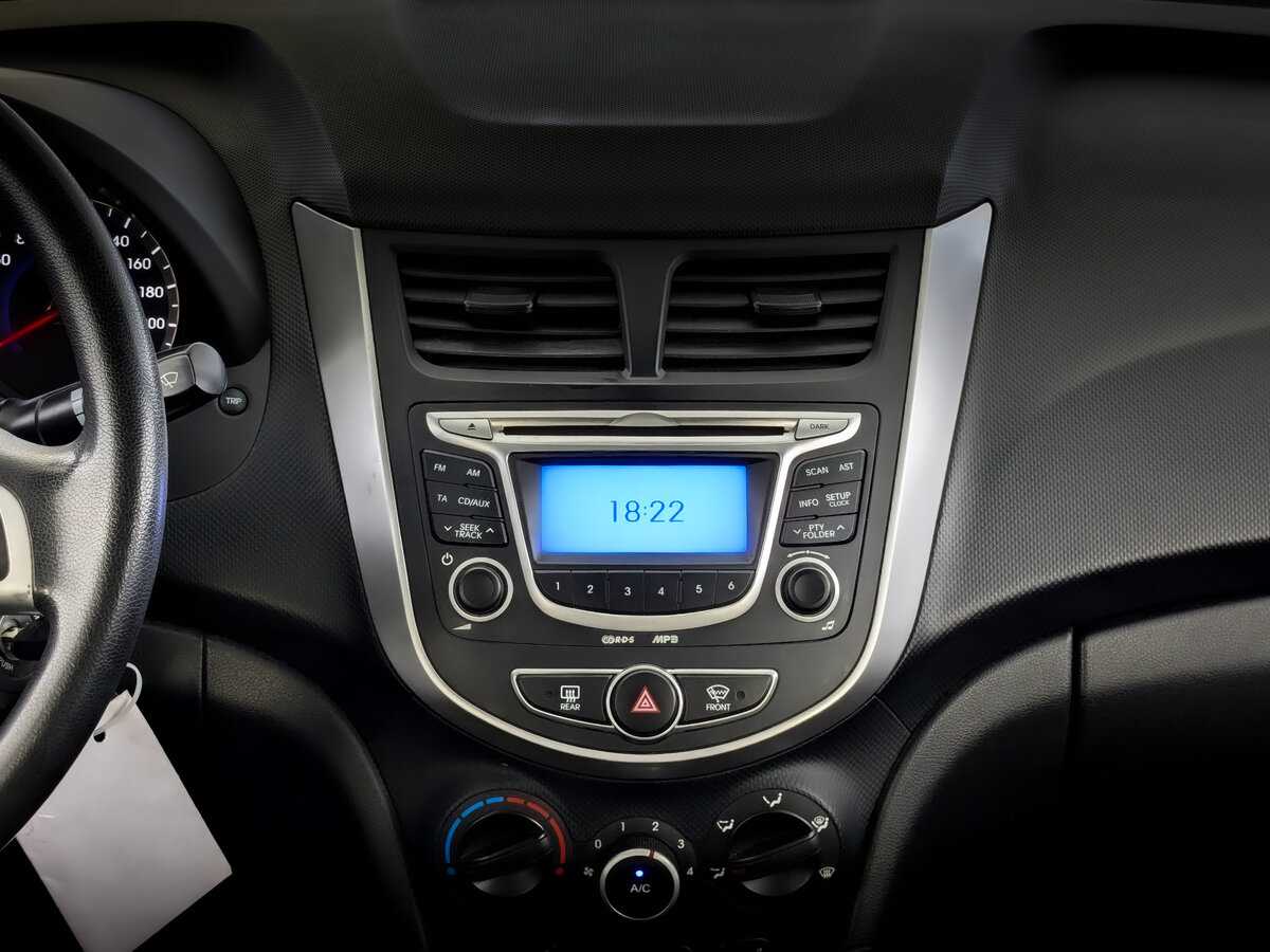 Б/У Хендай Солярис 2012 года. Фото: #12