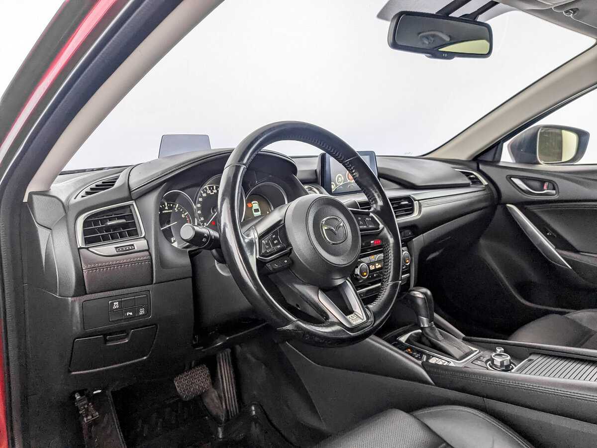 Б/У Мазда 6 2017 года. Фото: #13