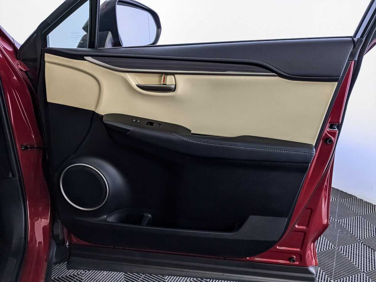 Lexus NX 2016 года с пробегом. Фото: #20