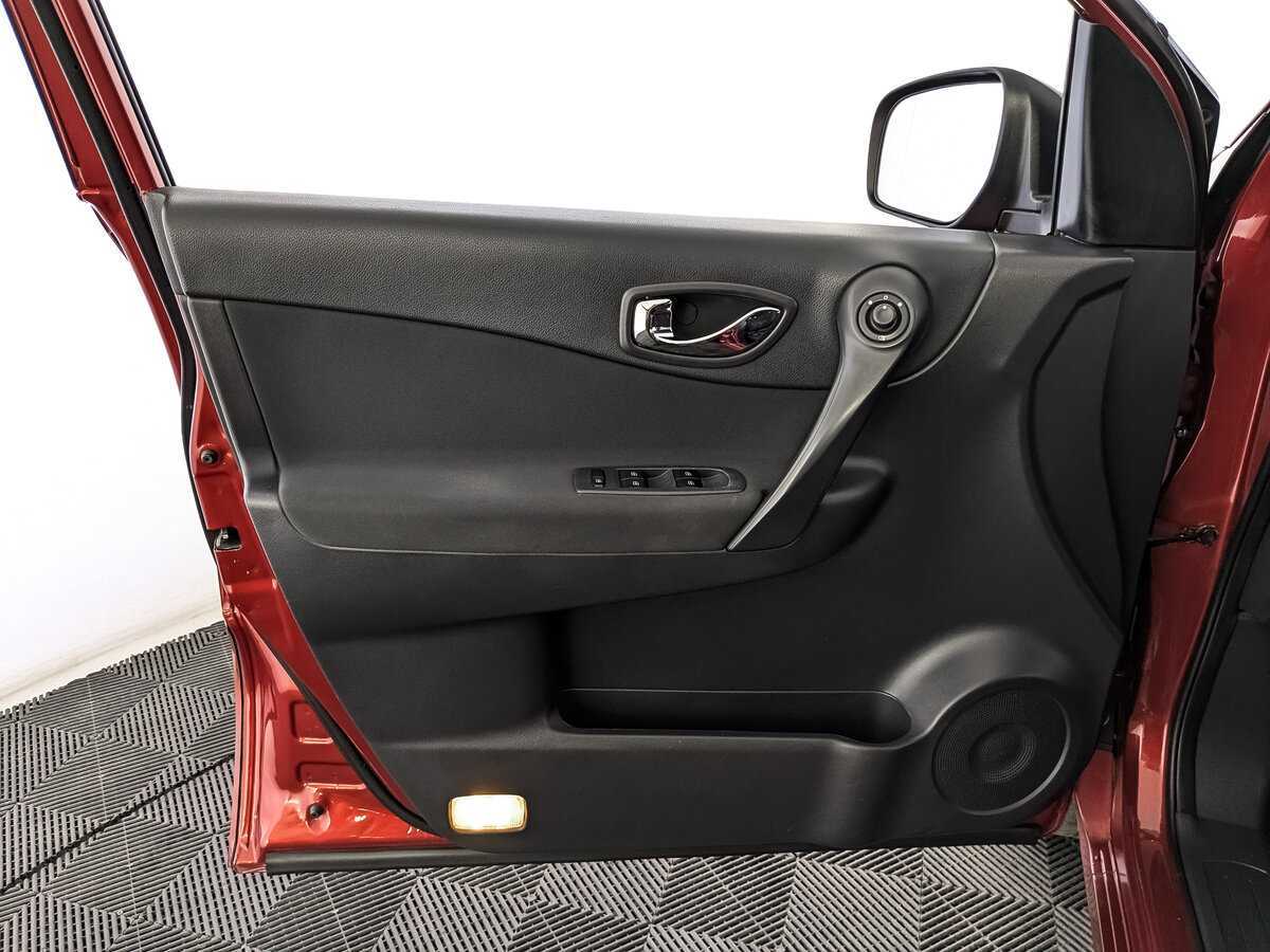 Б/У Рено Колеос 2015 года. Фото: #14