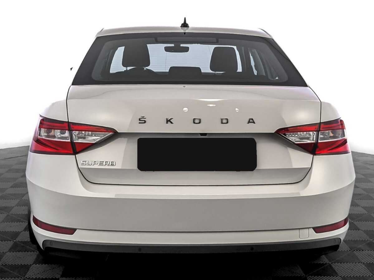 Skoda Superb 2021 года с пробегом. Фото: #5