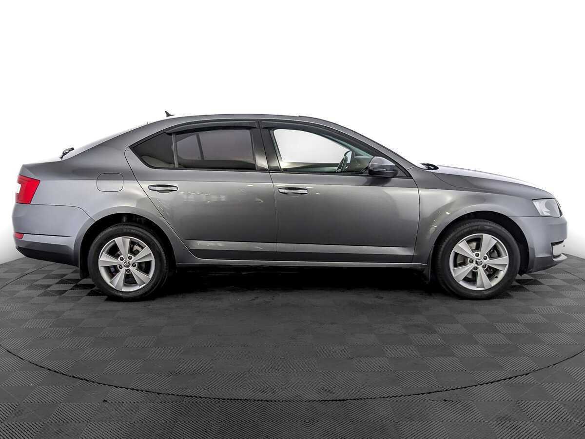 Б/У Шкода Октавия 2016 года. Фото: #3