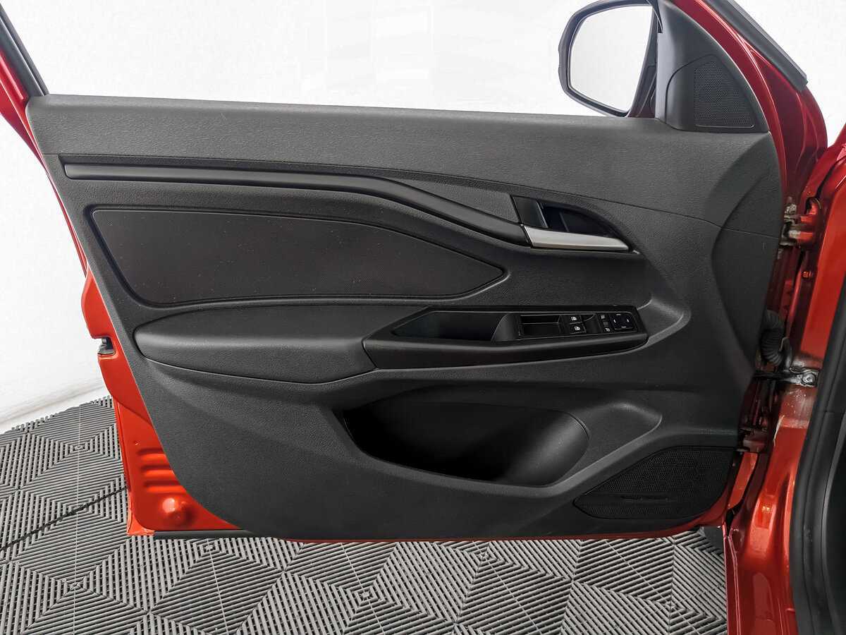 Б/У Лада (ВАЗ) Веста 2021 года. Фото: #14