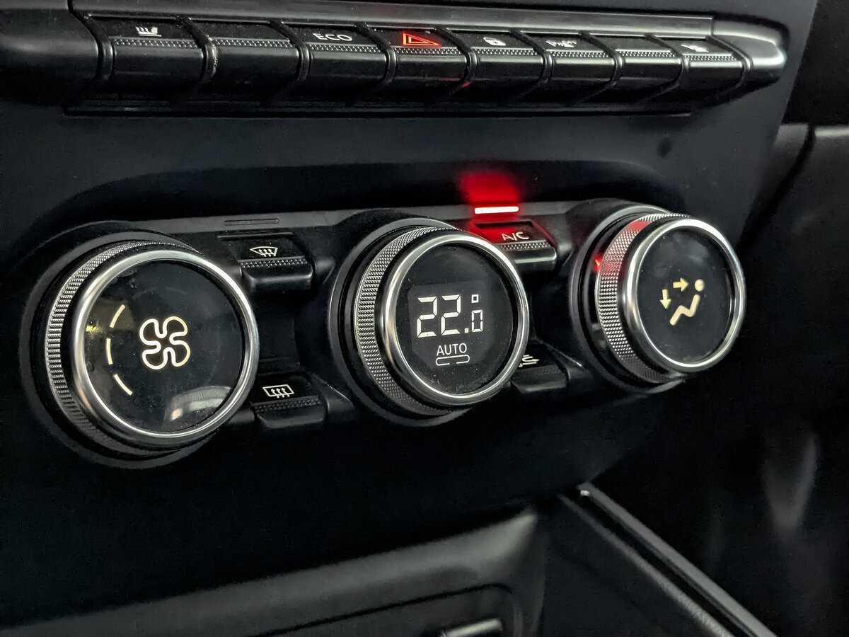 Б/У Рено Дастер 2021 года. Фото: #21