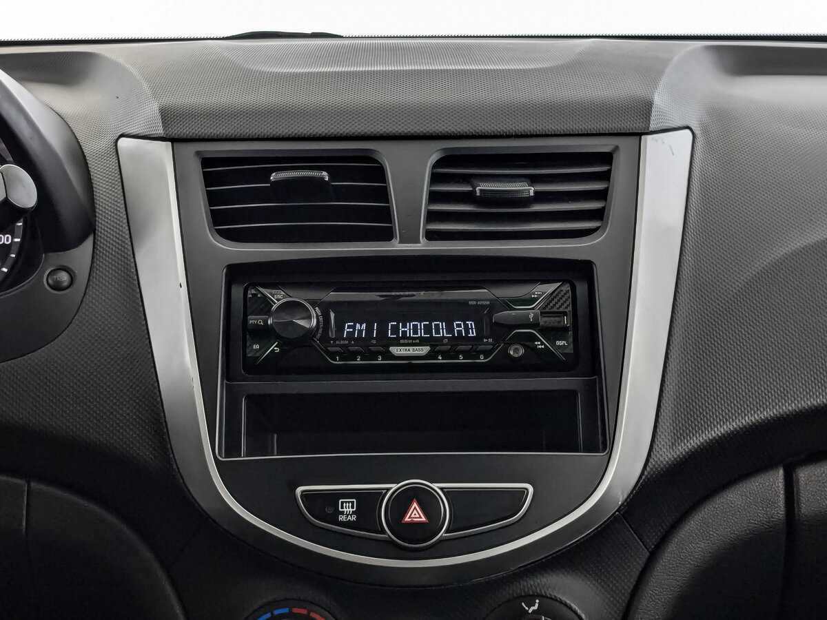 Б/У Хендай Солярис 2014 года. Фото: #12