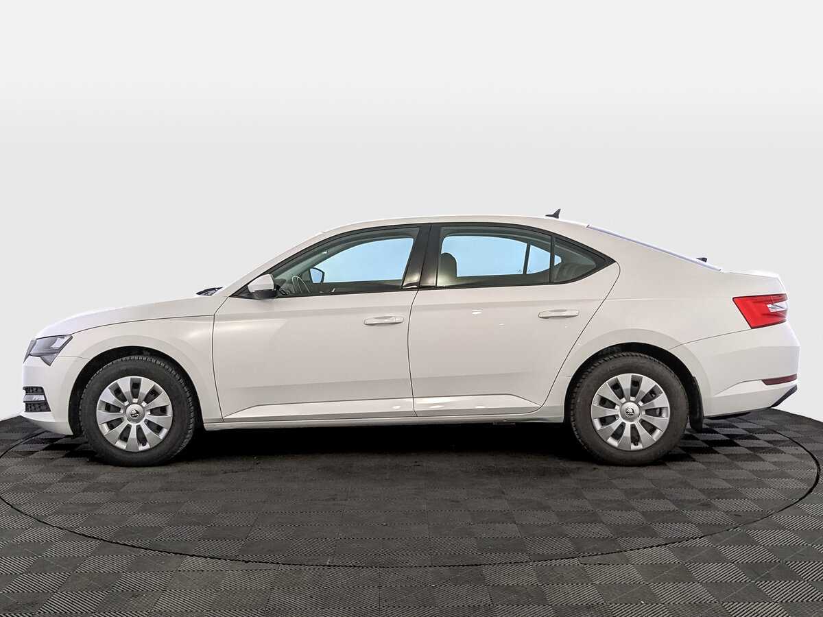 Skoda Superb 2021 года с пробегом. Фото: #7