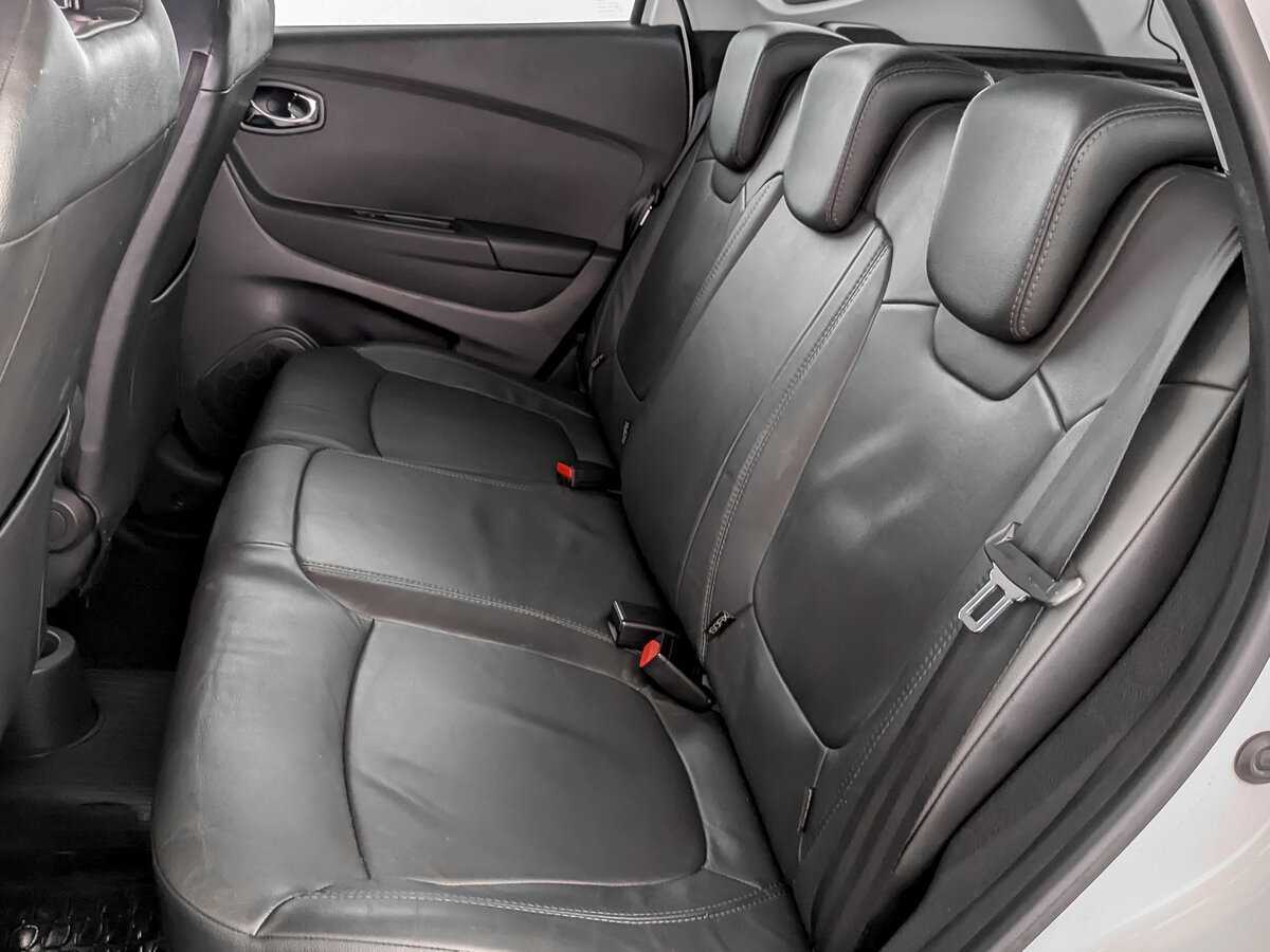 Б/У Рено Каптюр 2018 года. Фото: #9