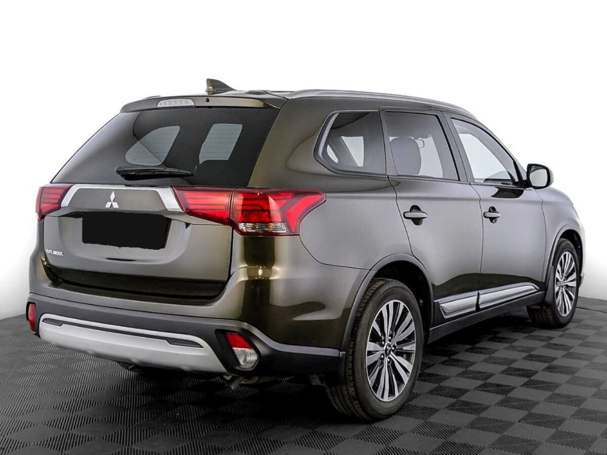 Mitsubishi Outlander 2021 года с пробегом. Фото: #4