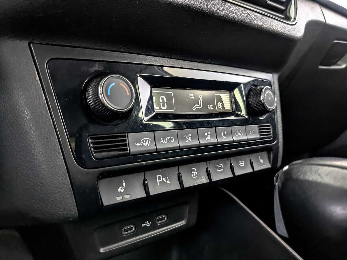 Б/У Фольксваген Поло 2020 года. Фото: #16