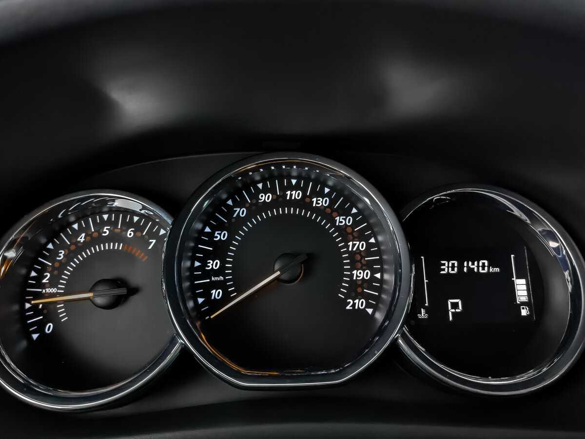 Б/У Рено Сандеро 2021 года. Фото: #11